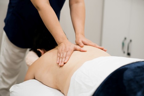 Acupuncture treatment for pain relief in Winnipeg